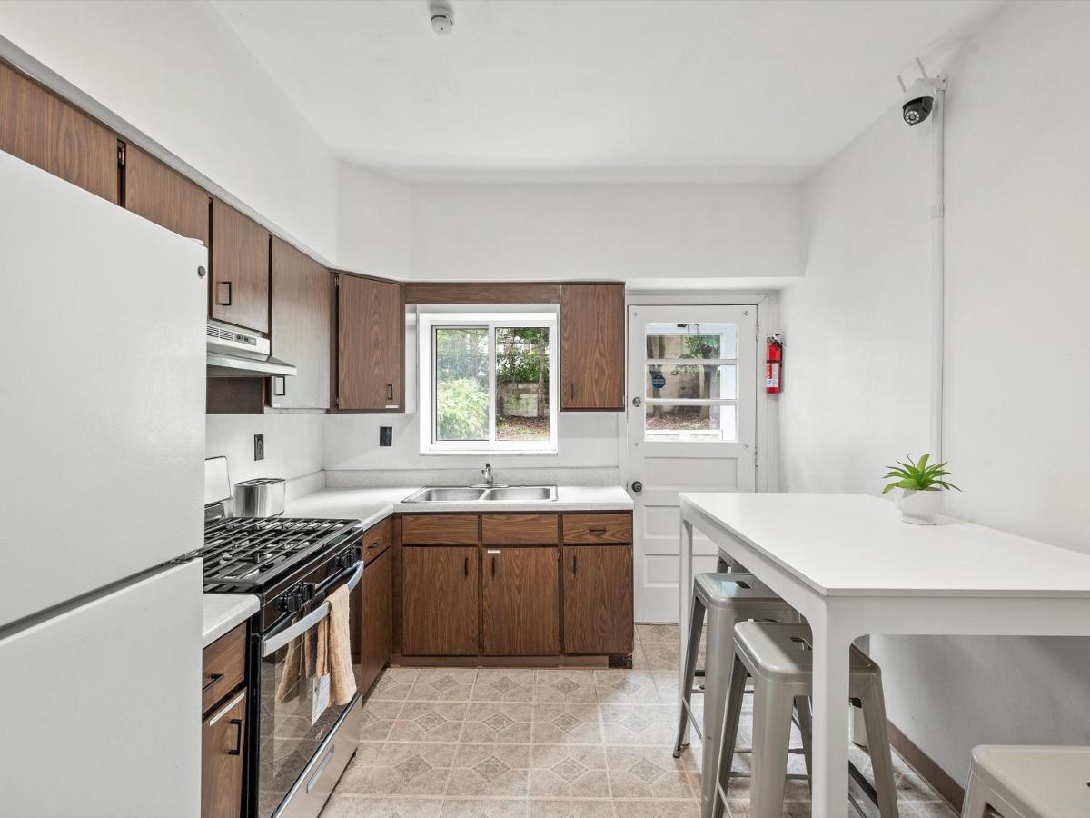 Oakland/University @H Bright And Stylish Private Bedroom With Shared Bathroom 匹兹堡 外观 照片